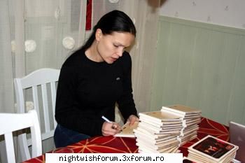 Poze cu Tarja... - Crisstin4 - Tarja Turunen
