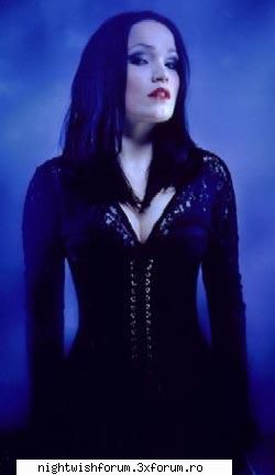 Poze cu Tarja... - deci super tare uite ceva si de la mine :D:) - Tarja Turunen