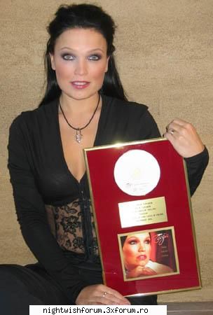 Poze cu Tarja... - Crisstin4 - Tarja Turunen
